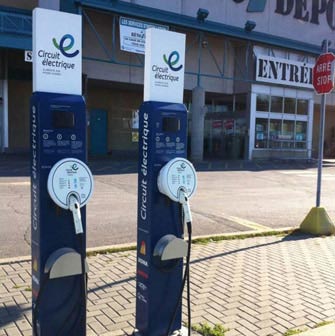 Level 2 charging stations and chargers for electric cars and plug-in hybrid vehicles, SAE J1772, connector, CHAdeMO, SAE Combo CCS